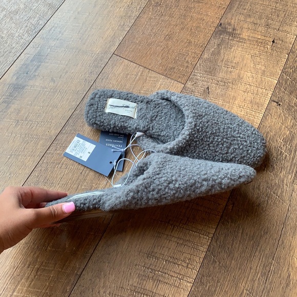 NWT Teddy Mule🍁 - Picture 3 of 4